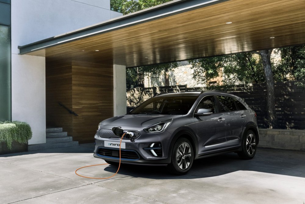 00-Kia_Niro_EV_MY19.jpg