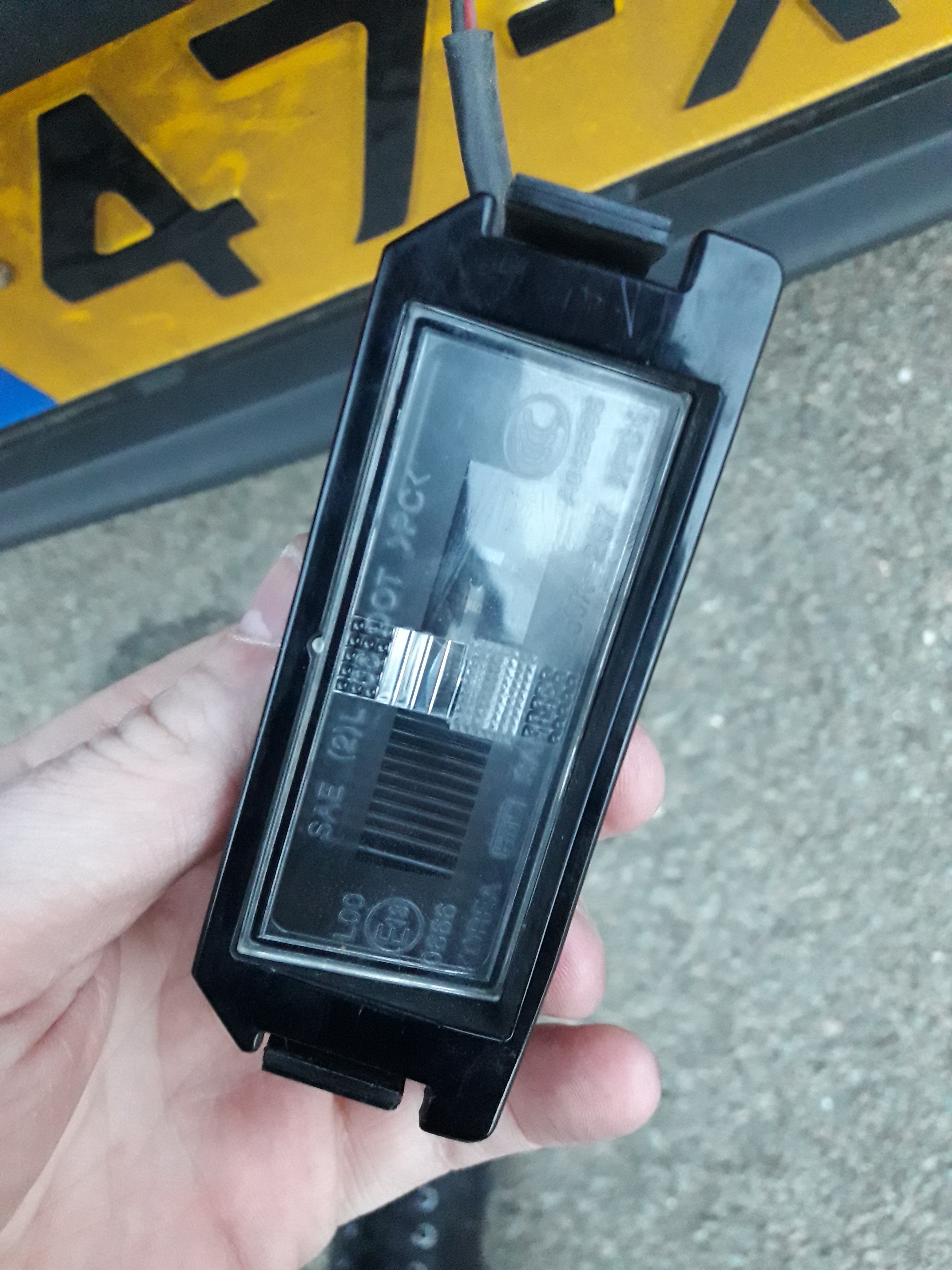 Kentekenverlichting KIA CARENS LED en halogeen aan een goede prijs bij Kentekenverlichting KIA CARENS LED en halogeen aan een goede prijs bij