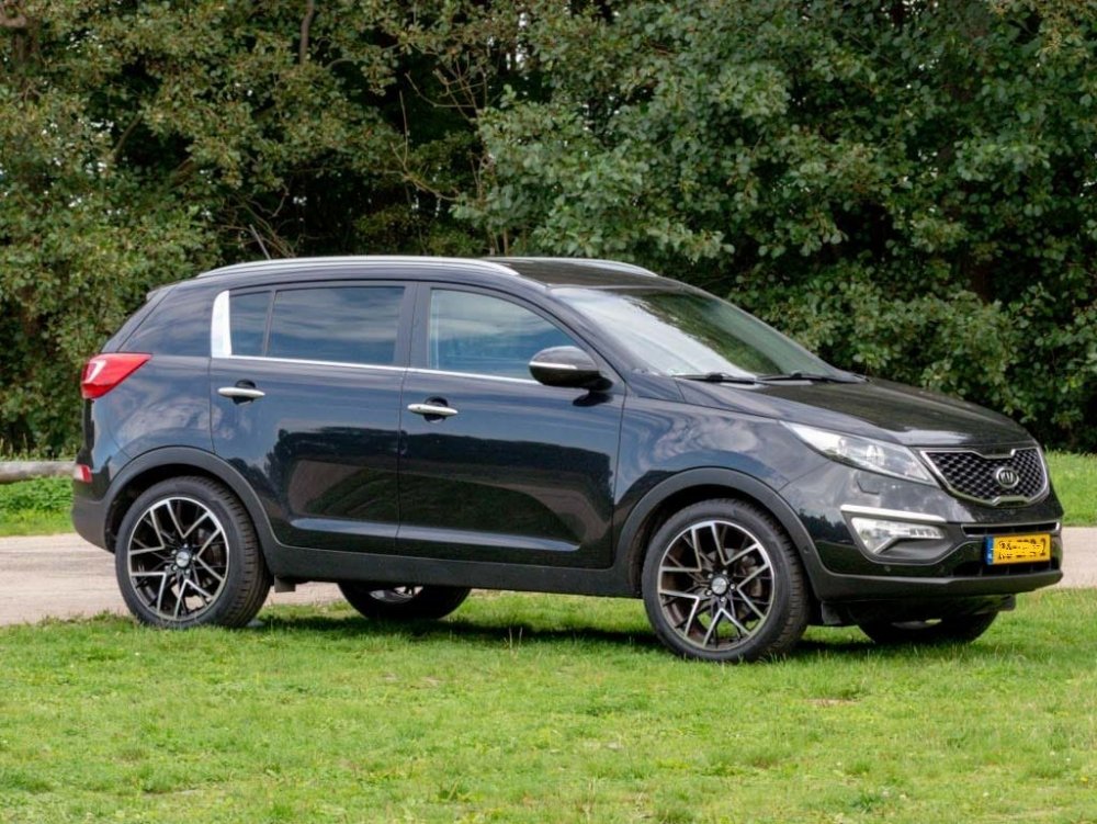 KIA zonder plaat.jpg