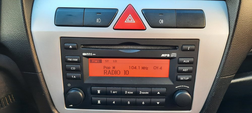 Autoradio Kia_1.jpg