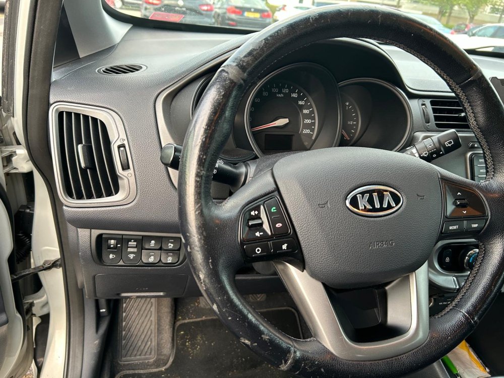 WhatsApp Image 2024-05-13 at 20.42.48.jpeg