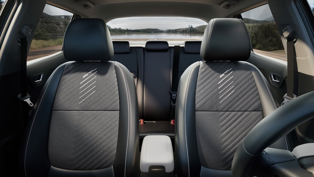 kia-stonic-my26-gtl-interior-digital-1920x1080-2.jpg