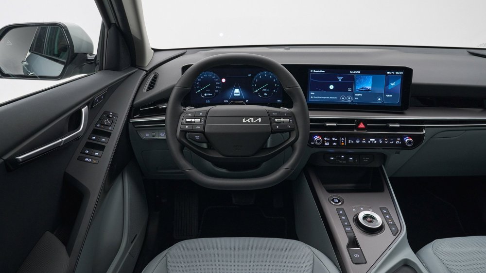 kia_niro_ivory_silver_interior_digital_1920x1080-006.jpg
